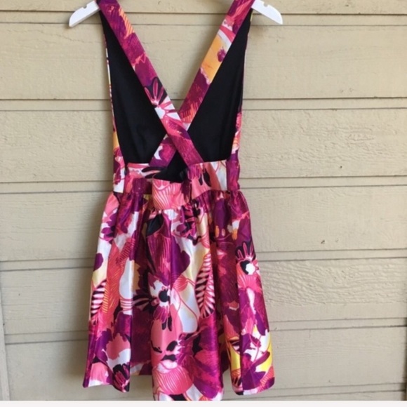 NWT Romeo & Juliet Couture Pink Backless Dress - Picture 4 of 8